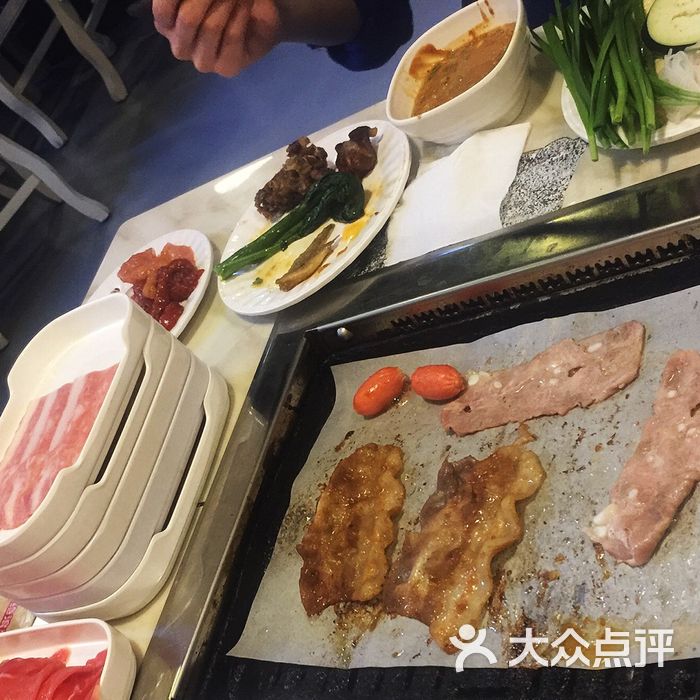 金语轩烤肉火锅自助餐