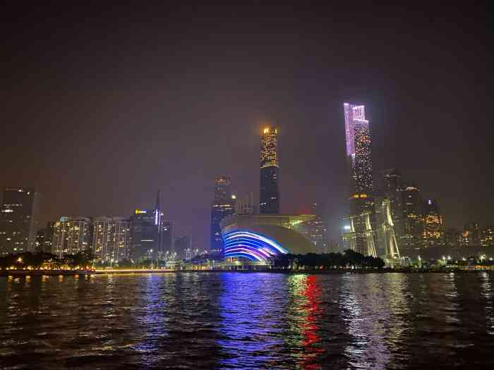 珠江夜游广州塔财富码头-"在财富码头乘坐穗港之星号