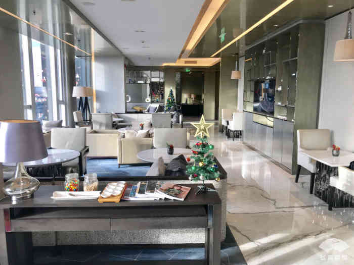 重庆jw万豪酒店行政酒廊-"行政酒廊在酒店的最高层28
