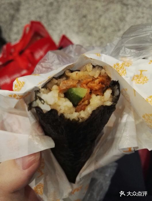 中国铁路餐饮奥尔良鸡肉手卷图片