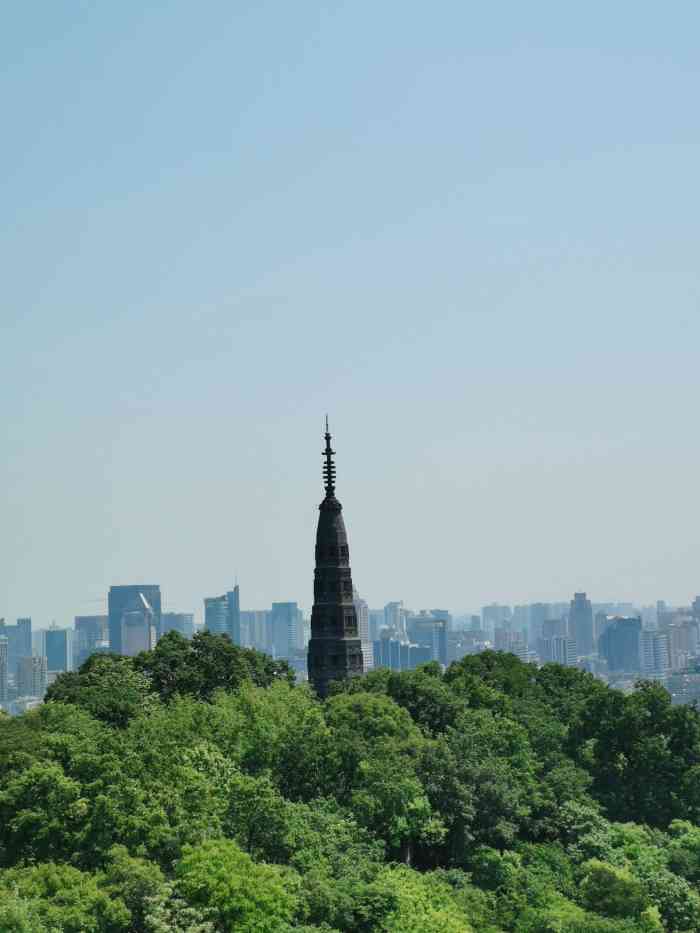 宝石山连着蛤蟆峰 以后每个月爬一次?哈哈