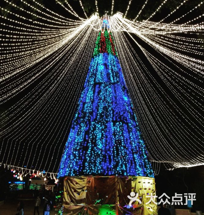 广州长隆欢乐世界:游乐项目刺激丰富,餐饮消费