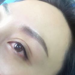 纹什么样的眼线比较好看 5GYKv-I6shCdGwJVWMXPgTW3-Uc12_R6avP7btt4zmXIhHJX8aJYKYASs4S_TqH5JqRbcw729ShdMCUgtEou7g.jpg