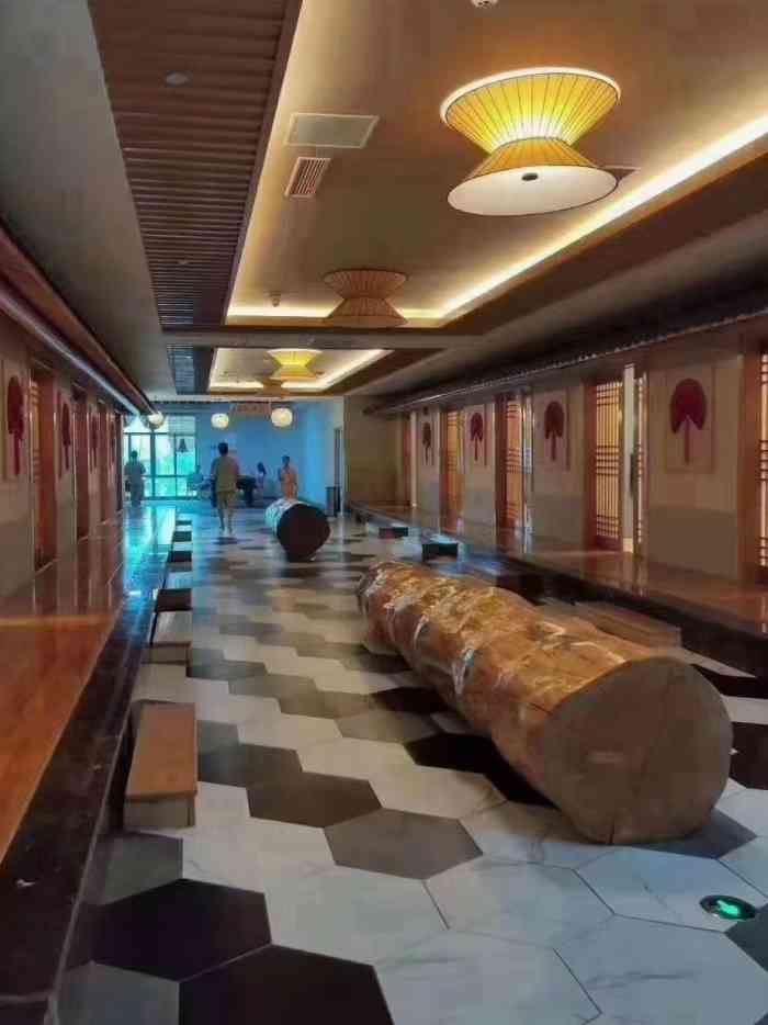 韩茵汇-"算是宿州最大的洗浴中心了,环境没得说,不.