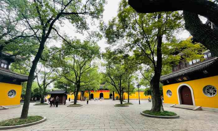 苏州市西园戒幢律寺南门售票处