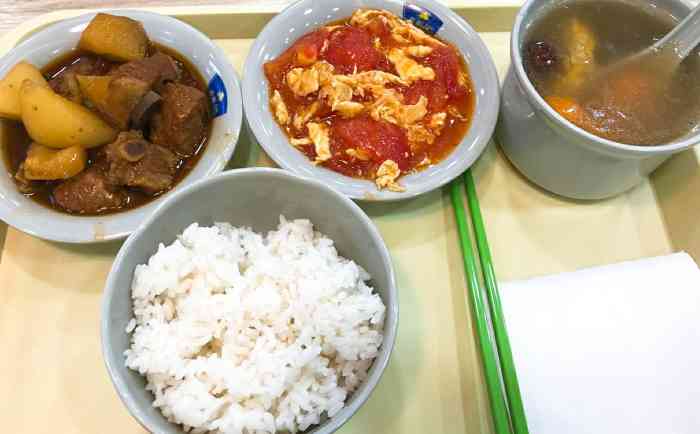 苏客中式餐饮(淮安二店)-"挺划算的,口味也合适,快餐这样子真不错.