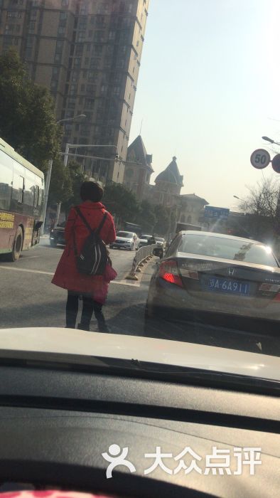 光谷国际广场图片 - 第2张