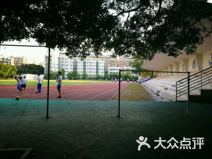 邝维煜纪念中学图片 第24张