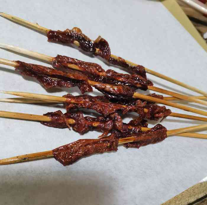 80年代牛肉干巴串(太平南二道街店)-"很适合聚会喝酒