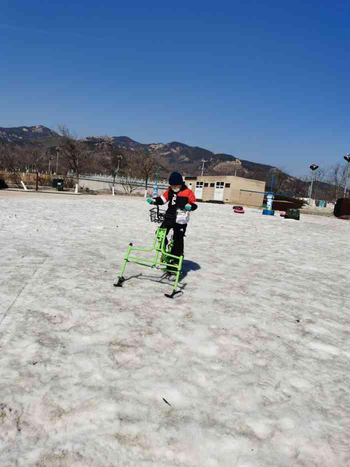 世博园戏雪乐园-"听说家门口有滑雪的地方.那一定再去