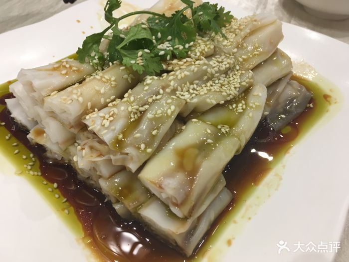 韭菜油淋吴川粉皮