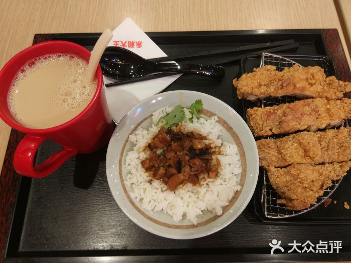 永和大王(苏州北站二店)卤肉鸡排套餐图片