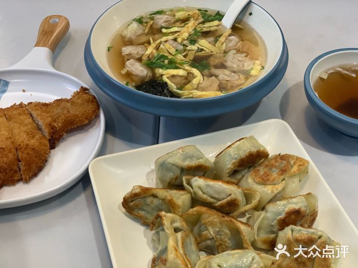 吞吞大厨馄饨图片