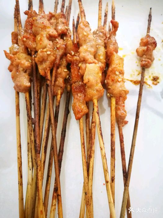 大个烧烤店(十区店)猪肉小串图片