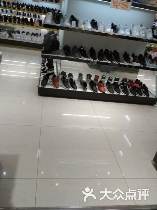 大头鞋业(龙湖南路店)图片 - 第5张
