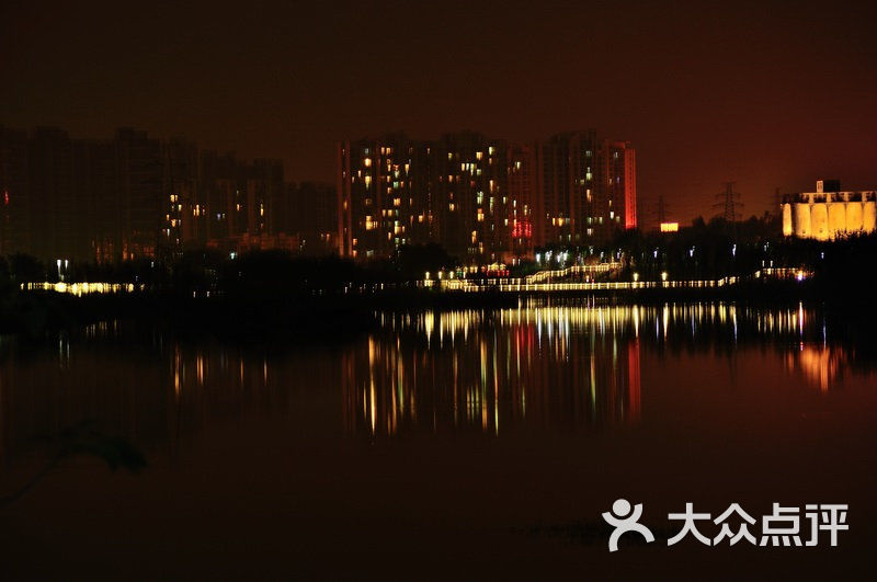 花都湖夜景