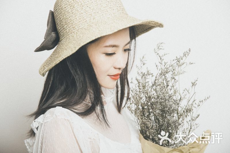 深圳VAI施华洛婚纱摄影工作室(美人季婚纱摄影