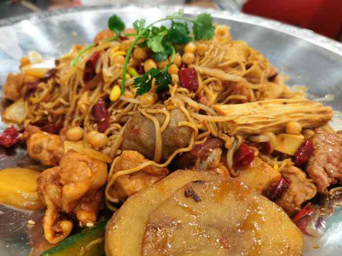 啷儿哥麻辣香锅(杭州乔司物美店)