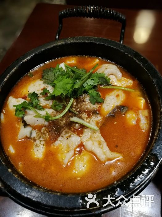 和食佬风味餐厅(新街口羊皮巷店)石锅豆花鱼图片 第3张