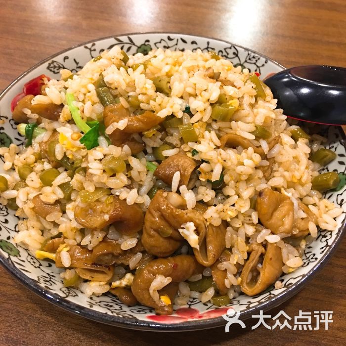 酸豇豆大肠炒饭