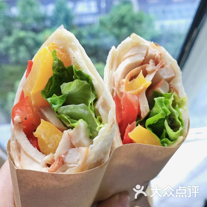 凯撒鸡肉卷