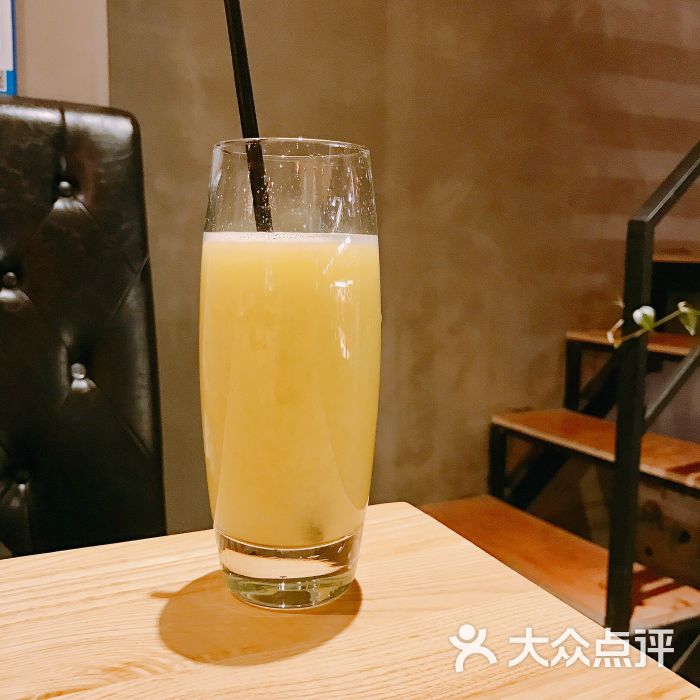 牛油果雪梨汁