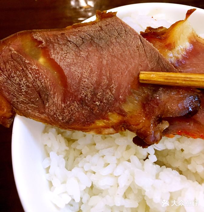 雅客居牛肉馆卤牛肉图片 第1张