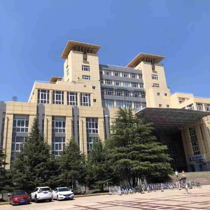 江汉大学图书馆