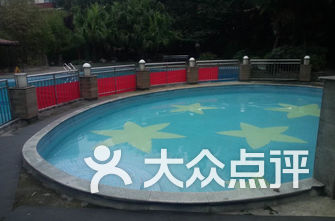 游泳池排名_游泳池卡通图片(2)