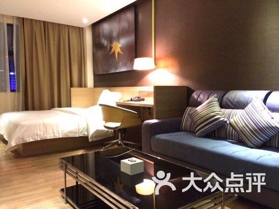 7天优品酒店(科技园高新园地铁站店)-优享大床