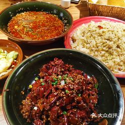 先启半步颠小酒馆(天津首店)