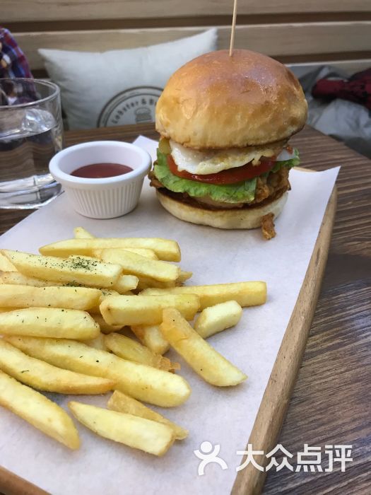 龙霸壳LoN' burg(北美新天地店)