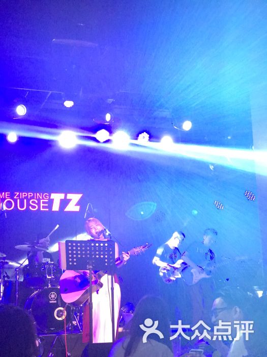 tz house 弹指之间音乐酒吧(茅台店)图片 - 第1张