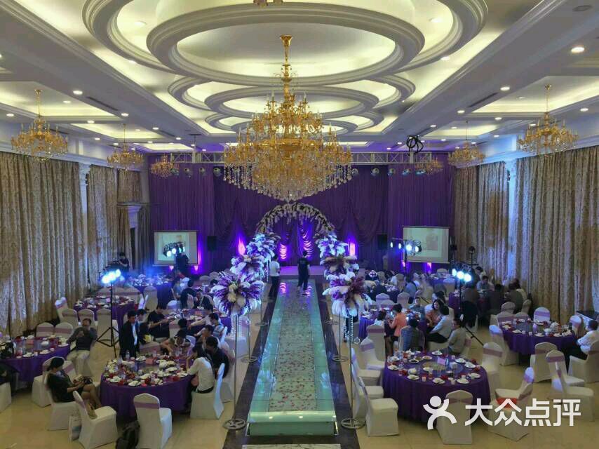 皇冠明珠·喜满堂婚礼会馆