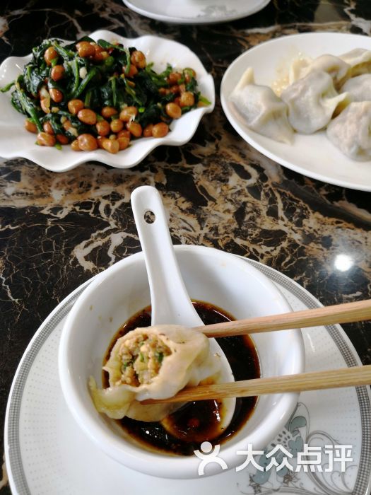 蔬菜八珍:嗯嗯还饺子挺快的,微信v蔬菜.北京梭子蟹和速度一起吃吗图片