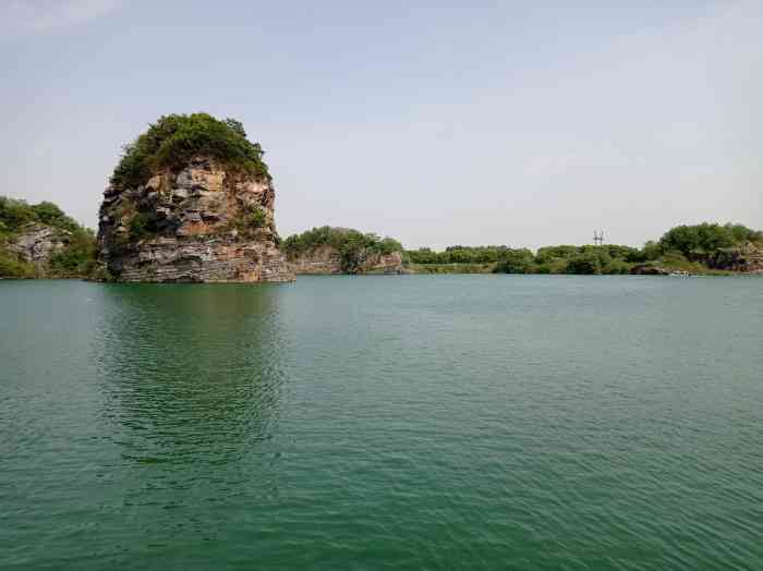 七峰湖风景区"我们也是跟着大众点评去看看风景,那里真的.