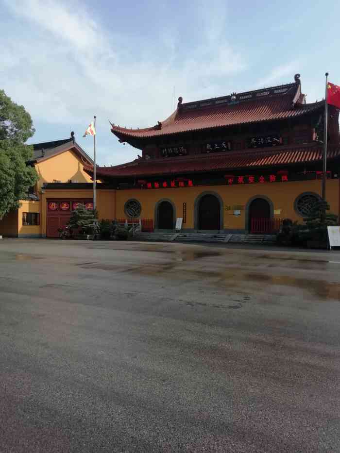 寿圣寺-"寿圣寺,位于浙江省长兴县水口乡西部,北枕.