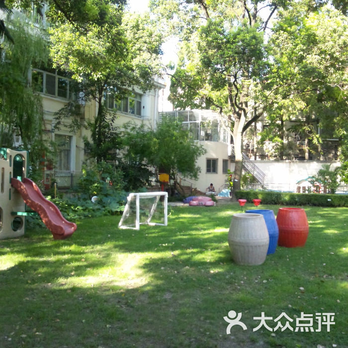 南京军区上海实验幼儿园游乐区图片-北京幼儿园-大众