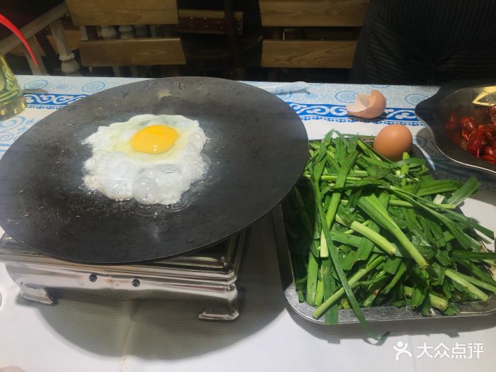 三毛烧烤(炮台山总店)铁板韭菜鸡蛋图片