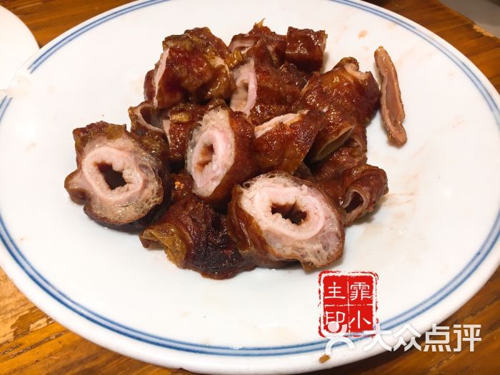 脆皮卤大肠