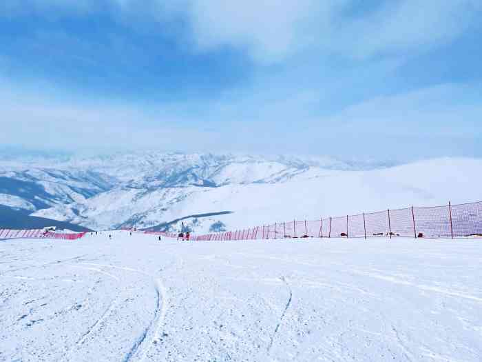 可可托海滑雪场