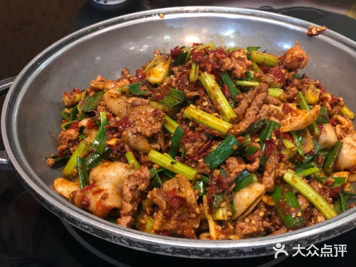 杨肥肠虾酸一锅三图片