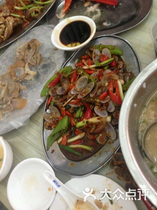 三亚鸿顺海鲜加工_顺丰快递海鲜配送图片_海鲜加工图片