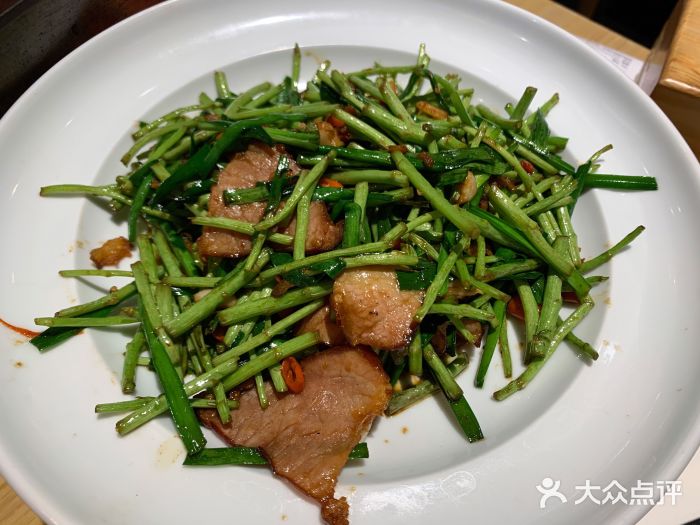 汤本味南昌烧菜馆(安贞店)藜蒿炒腊肉图片