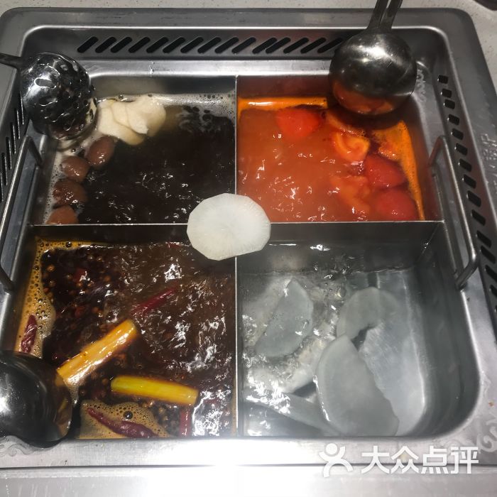 海底捞火锅:等为碰见邻桌小宝宝睡了海底捞给