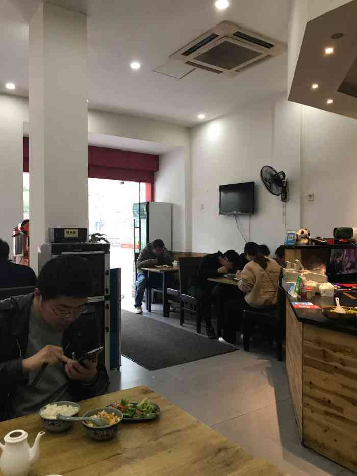 阿春生煎-"葱油拌面 907 味道中规中矩,葱油味不.
