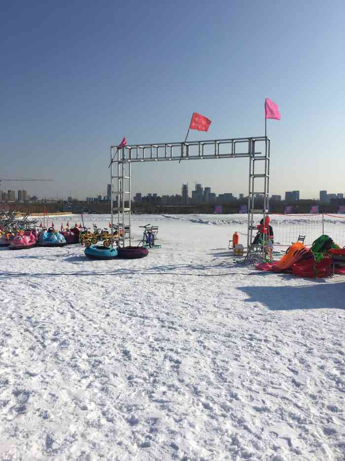 常营香江高山滑雪-"这是离我家最近的一个滑雪场了.从