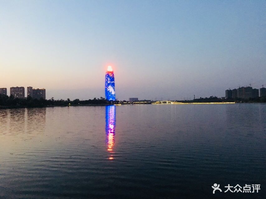 桐乡凤凰湖图片