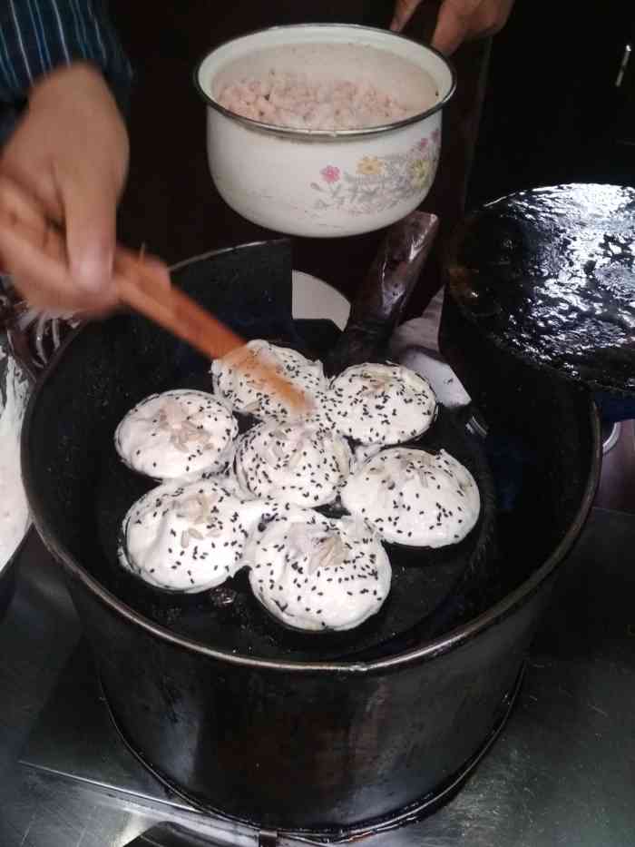 黎里古镇的低调宝藏小吃店!吃过无数家的海棠糕,张纪绝对是最棒的一家