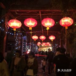 口中灯泡猜成语_灯泡卡通图片(3)